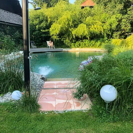 Haus Mit Sauna Und Privatem Badeteich In Bei Salzburg Holiday home *