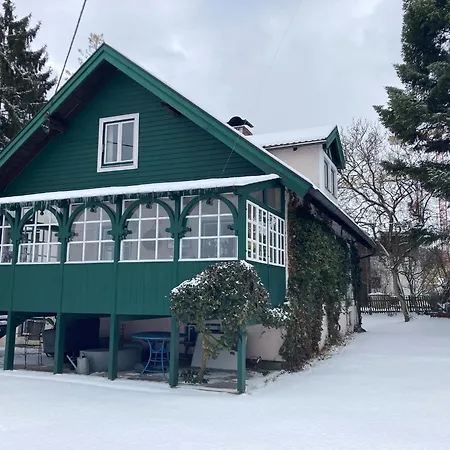 Haus Mit Sauna Und Privatem Badeteich In Bei Salzburg