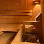 Haus Mit Sauna Und Privatem Badeteich In Bei Salzburg