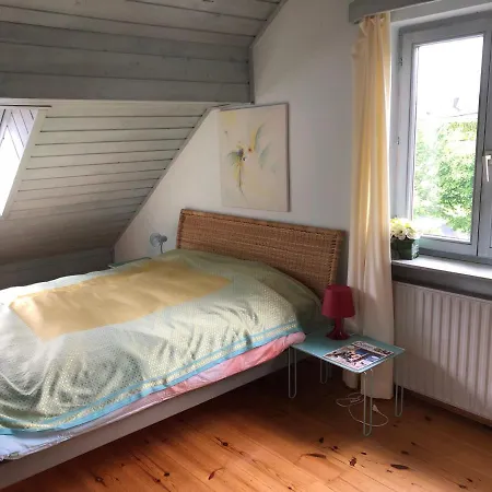 Haus Mit Sauna Und Privatem Badeteich In Bei Salzburg