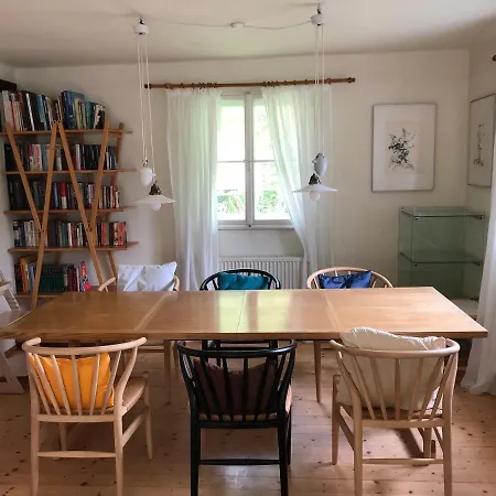 Haus Mit Sauna Und Privatem Badeteich In Bei Salzburg *