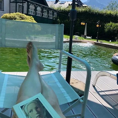 Haus Mit Sauna Und Privatem Badeteich In Bei Salzburg Anif