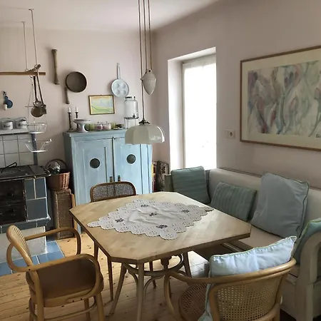 Haus Mit Sauna Und Privatem Badeteich In Bei Salzburg