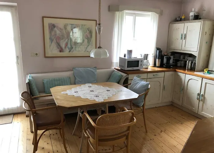Ferienhaus Haus Mit Sauna Und Privatem Badeteich In Bei Salzburg *