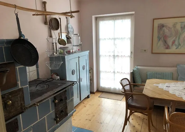 Haus Mit Sauna Und Privatem Badeteich In Bei Salzburg