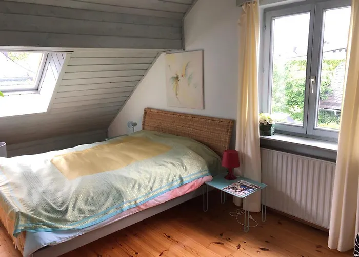 Haus Mit Sauna Und Privatem Badeteich In Bei Salzburg