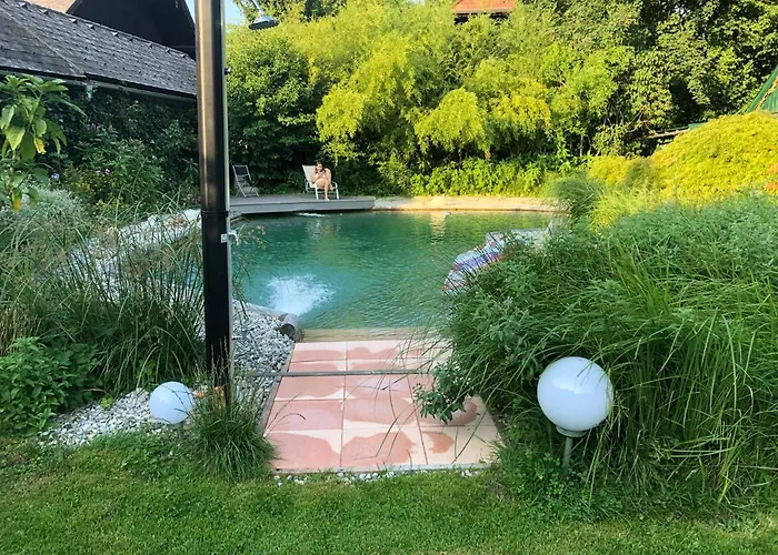 Haus Mit Sauna Und Privatem Badeteich In Bei Salzburg Tatil Evi *