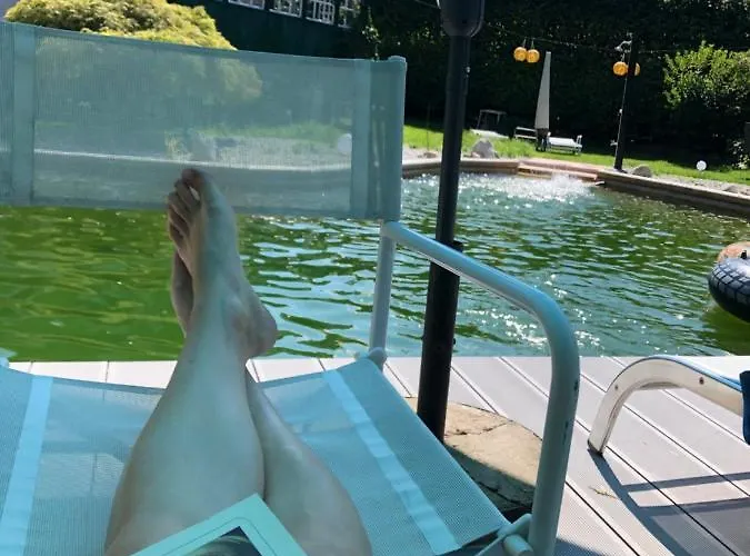 Haus Mit Sauna Und Privatem Badeteich In Bei Salzburg Anif